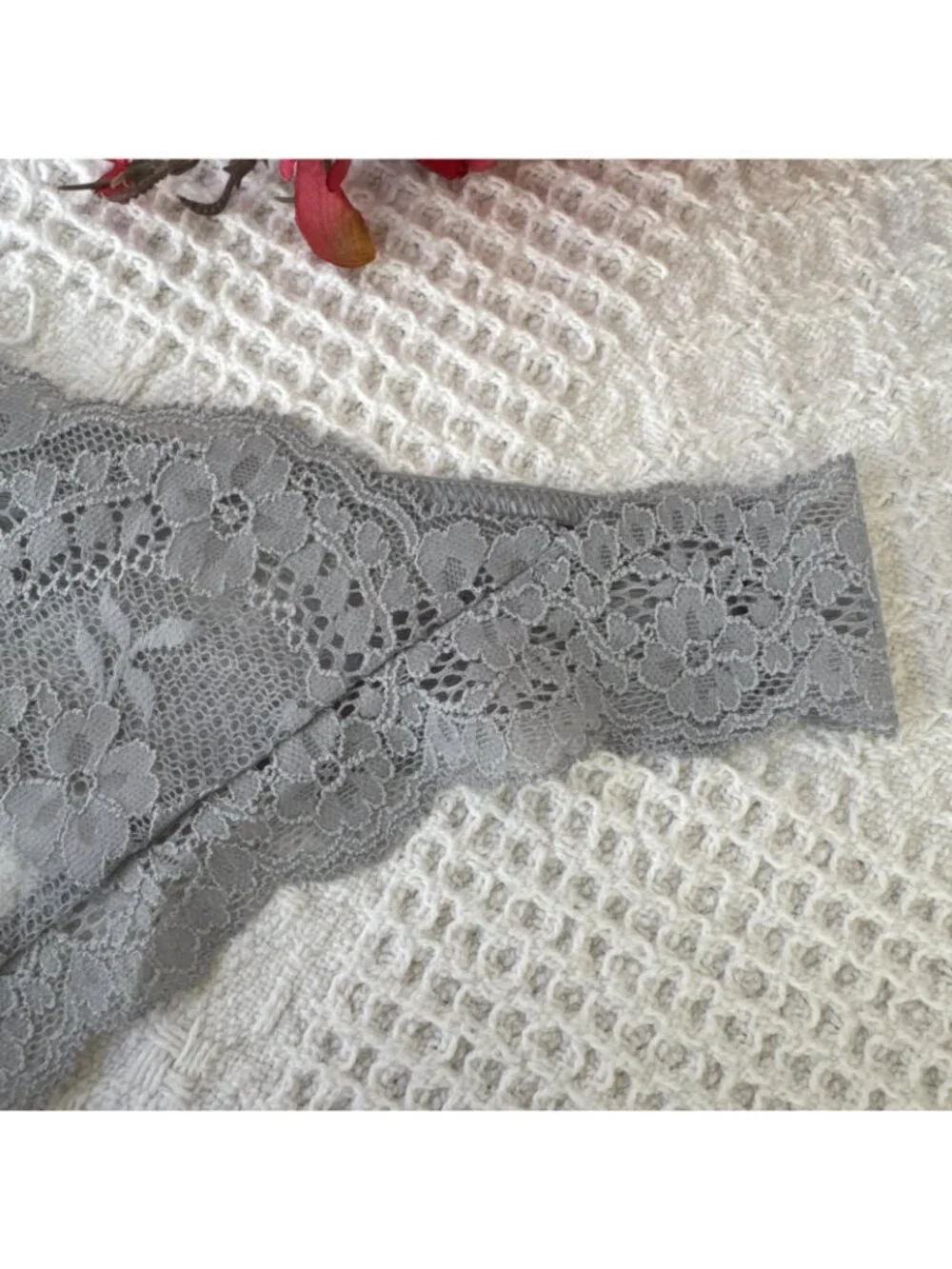 VICTORIA'S SECRET L DREAM ANGELS BLUE GRAY LACE WIDE STRING THONG PANTIES NWT